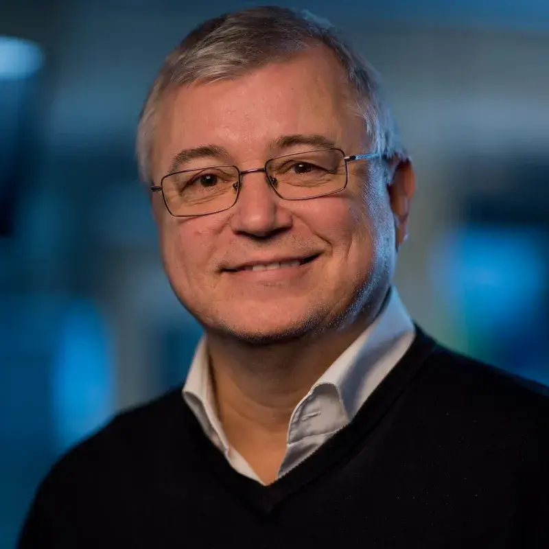 Portrett av Roger Husvik
